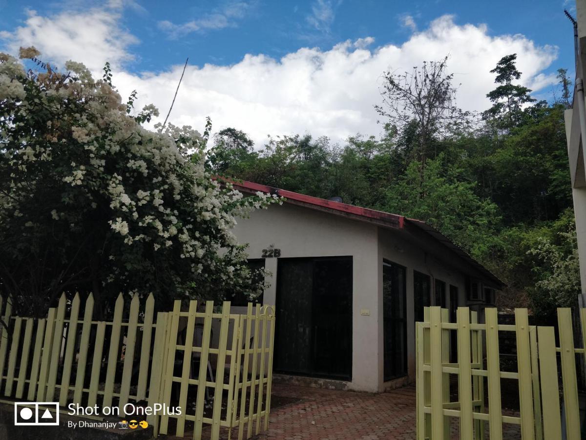 Chalet Casa Amor, Perfect Home Amidst Tranquility Karjat Luaran gambar